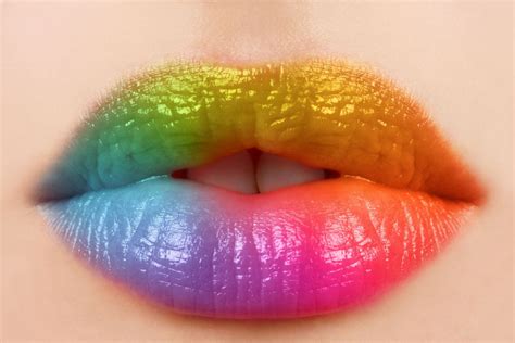 que es el beso arcoiris|El beso arcoíris, por qué es tan peligroso practicarlo